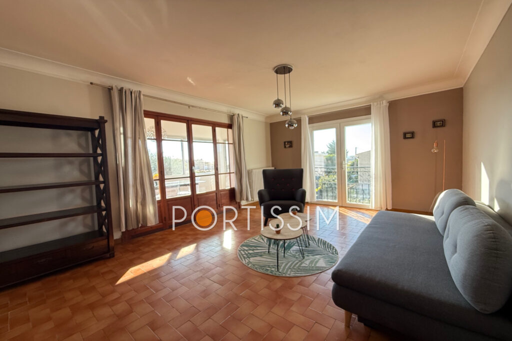 ALPES-MARITIMES (06) Cagnes-Sur-Mer /  Maison individuelle 2 a – 7 pièces – 4 chambres – 161.00 m²