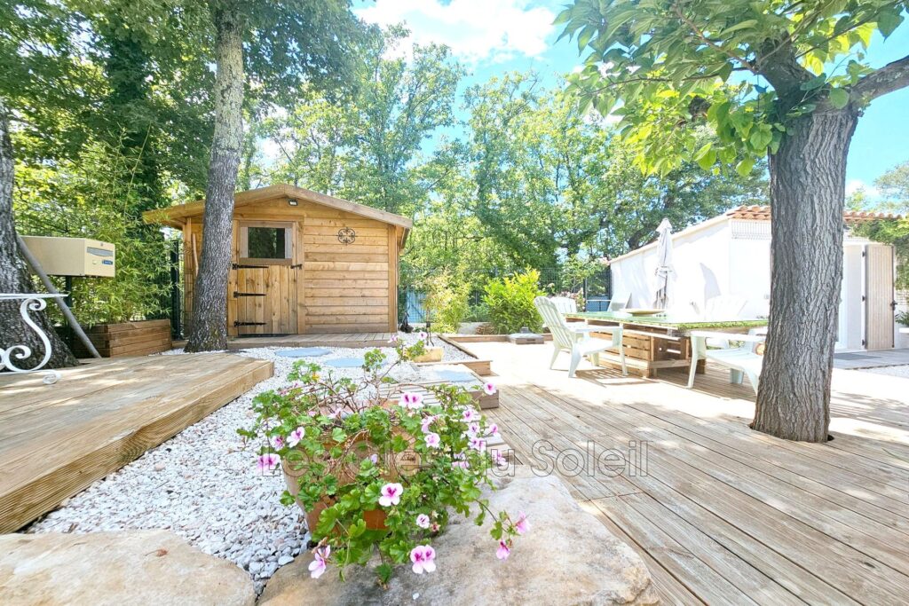 Villa contemporaine 2021  160 m²  Piscine  Vue château   F – 5 pièces – 3 chambres – 160.00 m²