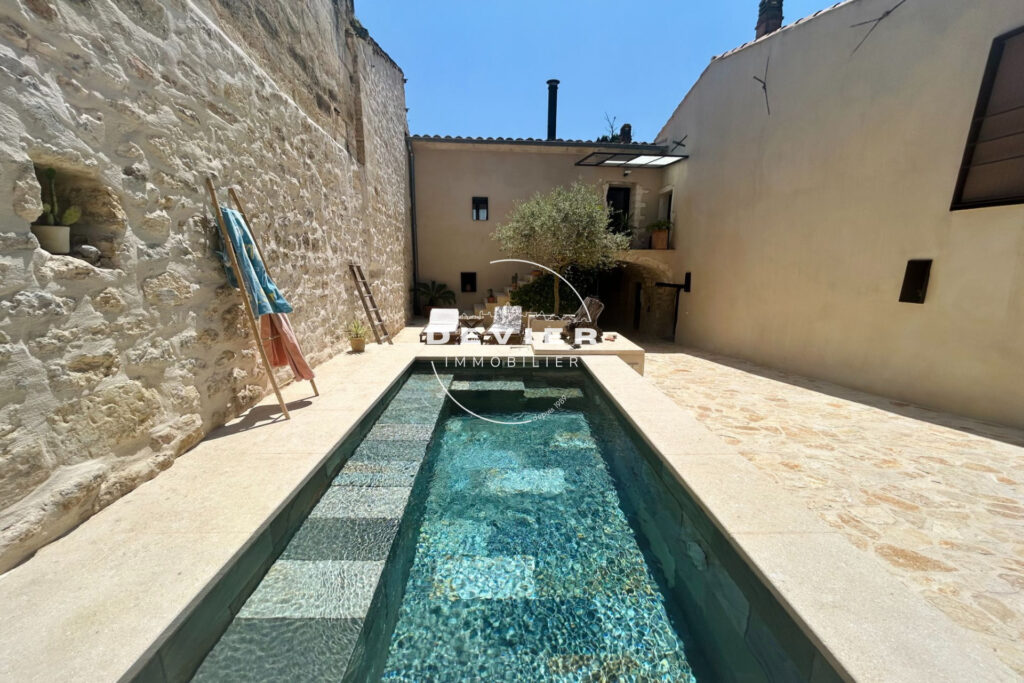 vente maison de caractère 7 Pièce(s) – 7 pièces – 5 chambres – 200.00 m²