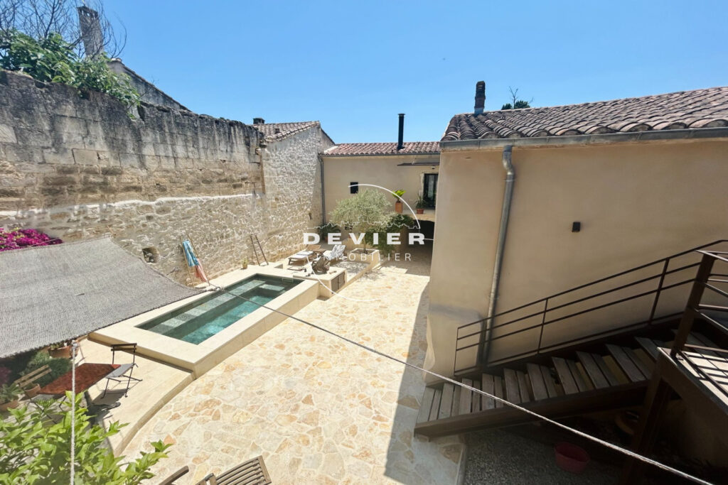 vente maison de caractère 7 Pièce(s) – 7 pièces – 5 chambres – 200.00 m²