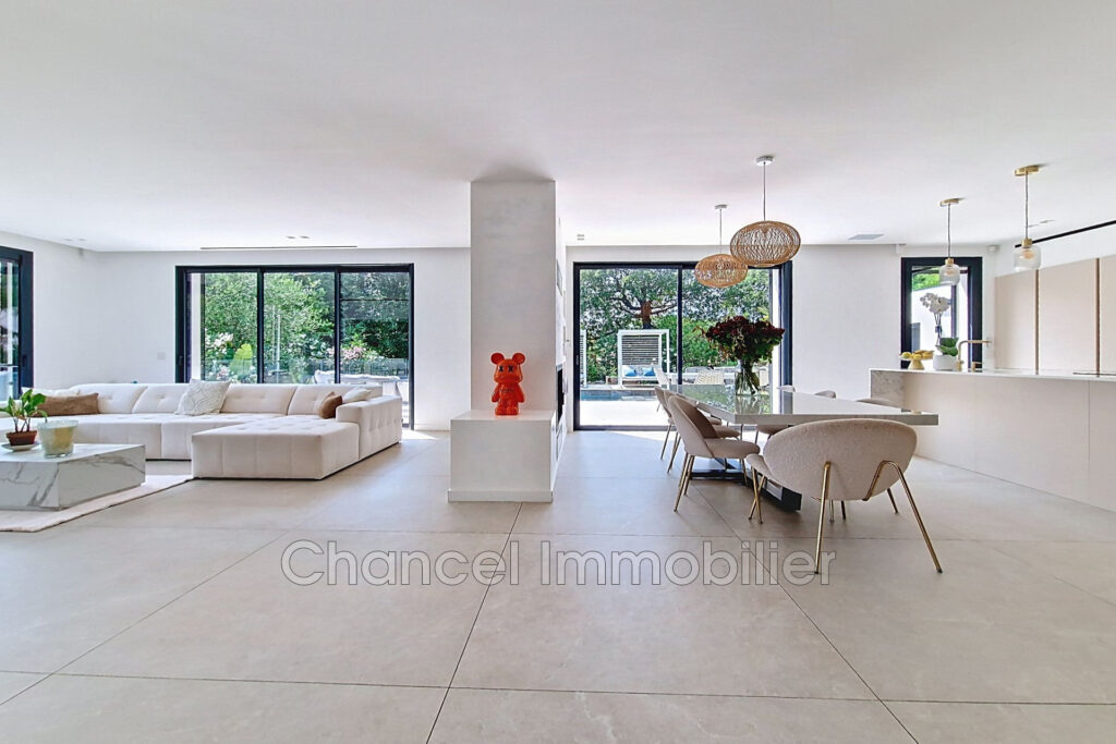 vente demeure de prestige 7 Pièce(s) – 7 pièces – 6 chambres – 241.01 m²