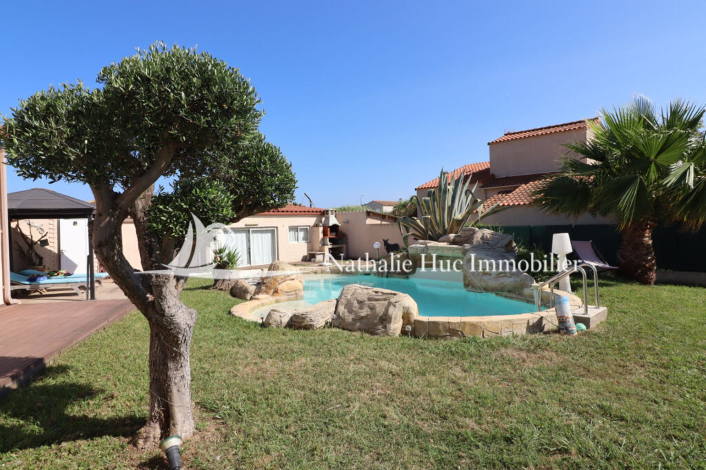 vente maison contemporaine 5 Pièce(s) – 5 pièces – 3 chambres – 160.00 m²