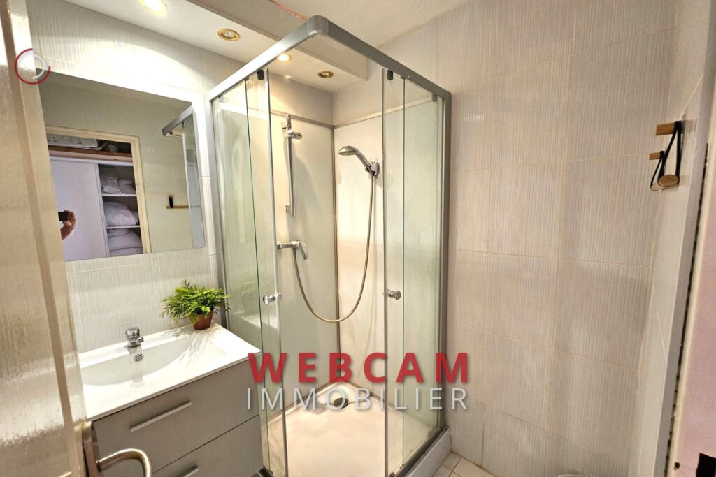 vente appartement 2 Pièce(s) – 2 pièces – 1 chambre – 8.25 m²