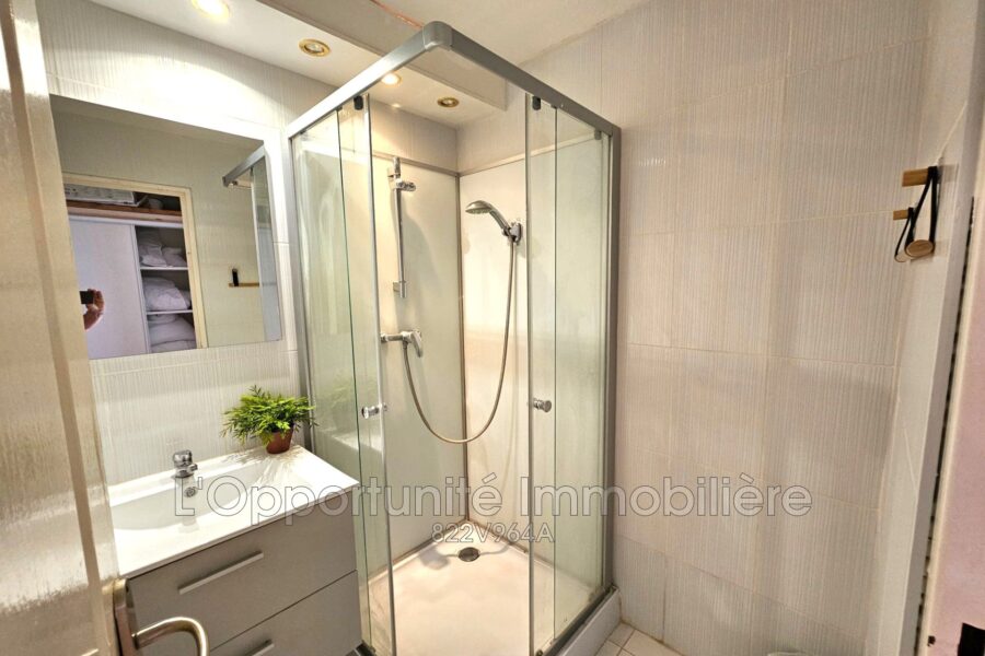 Appartement à vendre à Saint-raphaël