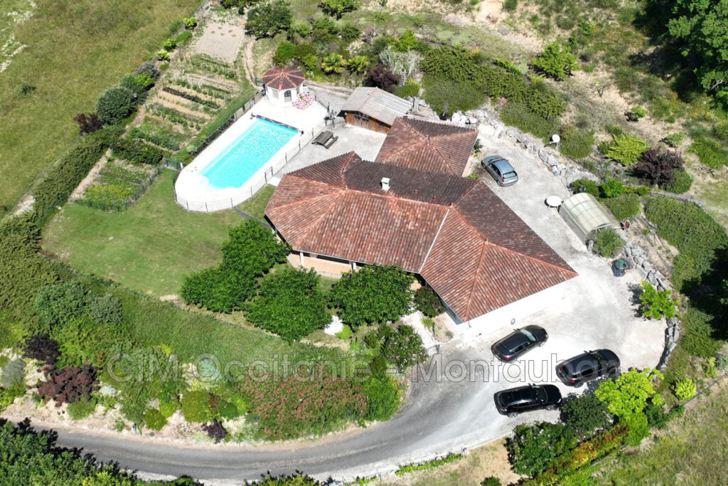 vente maison 5 Pièce(s) – 5 pièces – 3 chambres – 146.00 m²