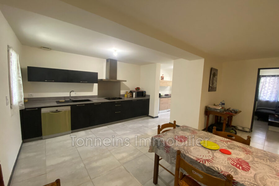 Maison à vendre à Nicole
