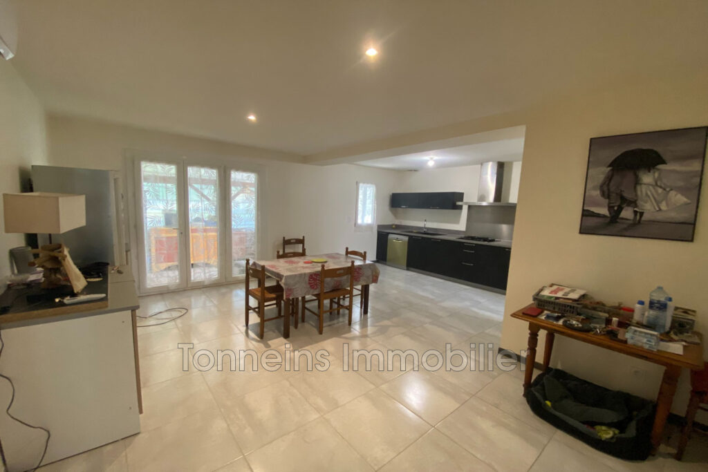 vente maison 4 Pièce(s) – 4 pièces – 3 chambres – 102.00 m²