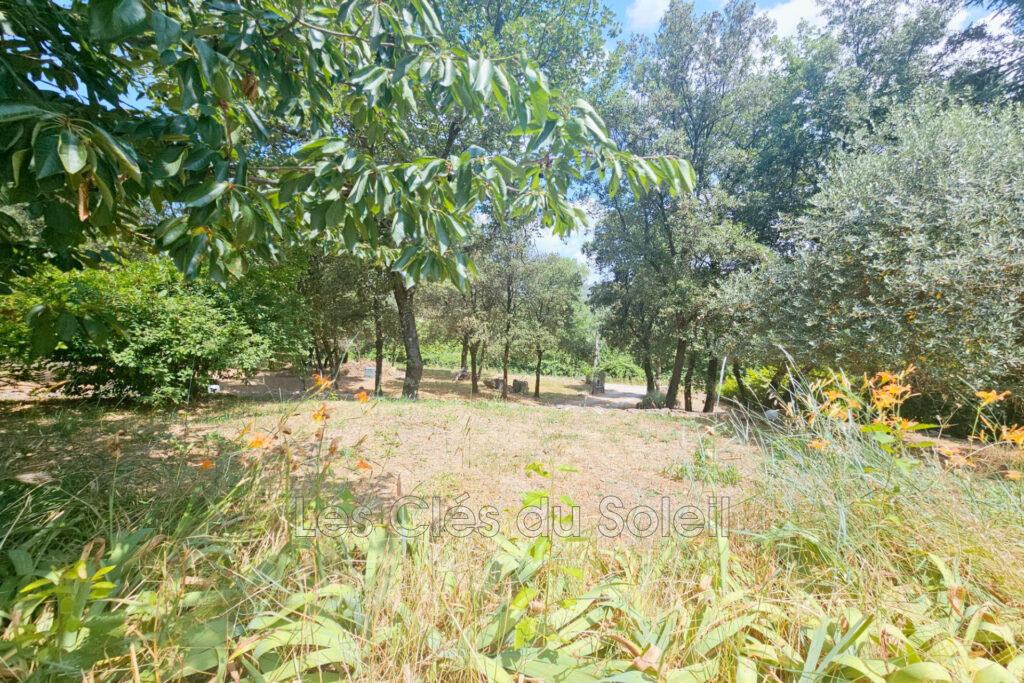 Belle Maison néo-provençale de 110 m² environ de plain-pied su – 5 pièces – 4 chambres – 150.00 m²