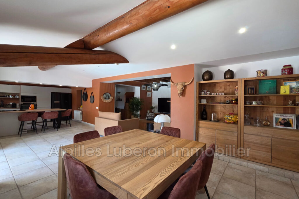 vente maison de caractère 5 Pièce(s) – 5 pièces – 3 chambres – 165.00 m²