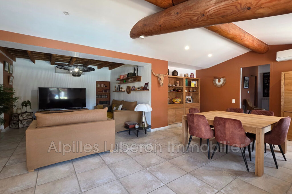 vente maison de caractère 5 Pièce(s) – 5 pièces – 3 chambres – 165.00 m²