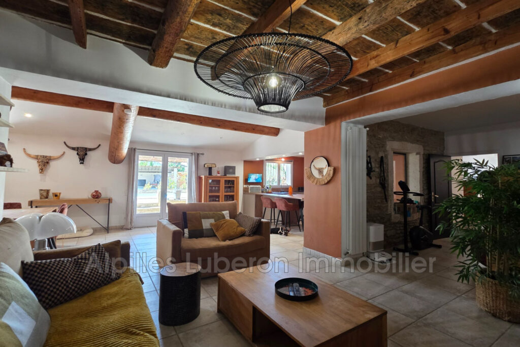 vente maison de caractère 5 Pièce(s) – 5 pièces – 3 chambres – 165.00 m²