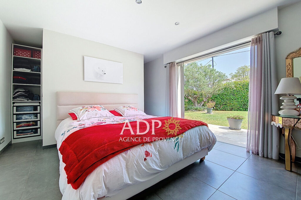 vente maison 5 Pièce(s) – 5 pièces – 4 chambres – 140.00 m²