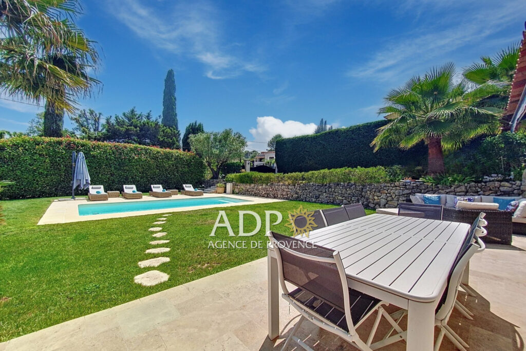 vente maison 5 Pièce(s) – 5 pièces – 4 chambres – 140.00 m²