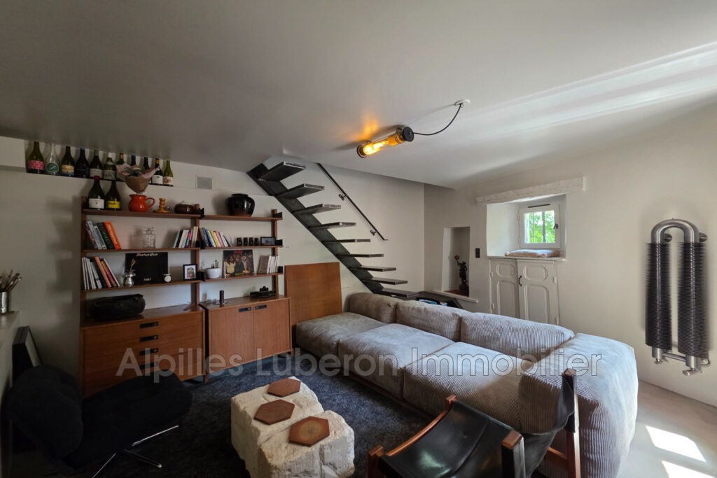 vente maison de village 3 Pièce(s) – 3 pièces – 2 chambres – 90.00 m²