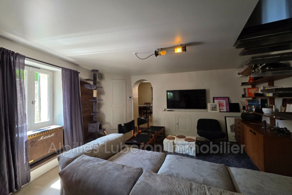 vente maison de village 3 Pièce(s) – 3 pièces – 2 chambres – 90.00 m²