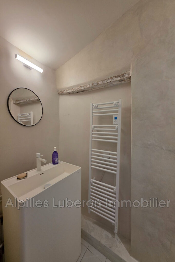 vente maison de village 3 Pièce(s) – 3 pièces – 2 chambres – 90.00 m²