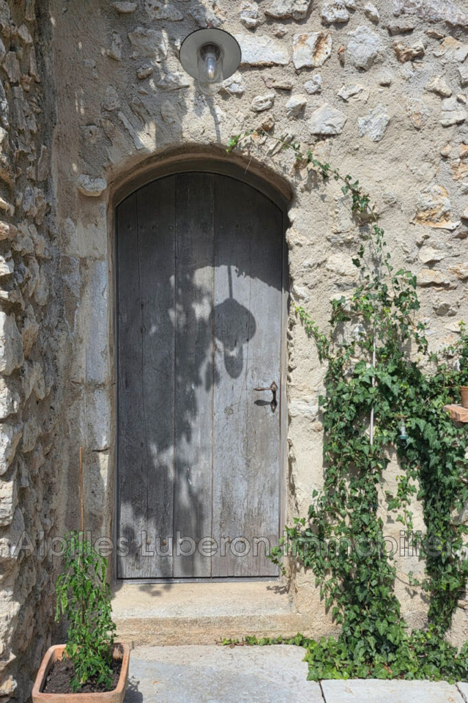 vente maison de village 3 Pièce(s) – 3 pièces – 2 chambres – 90.00 m²