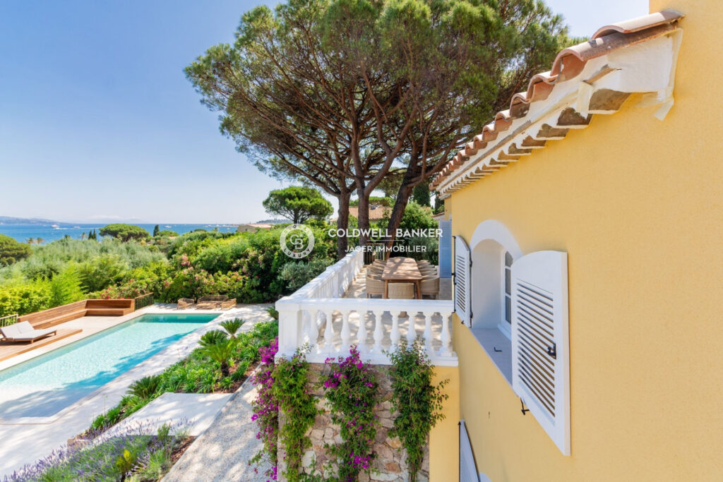 Superbe villa provençale avec vue mer panoramique – Golfe de S – 8 pièces – 7 chambres – 4  – 275.00 m²