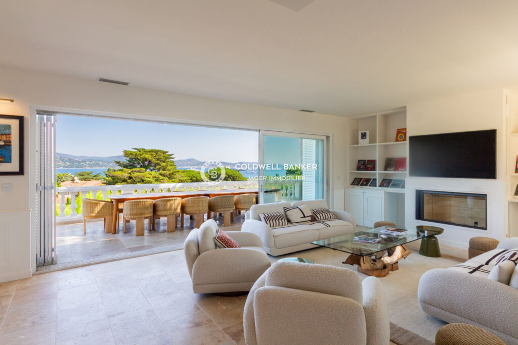 Superbe villa provençale avec vue mer panoramique – Golfe de S – 8 pièces – 7 chambres – 4  – 275.00 m²