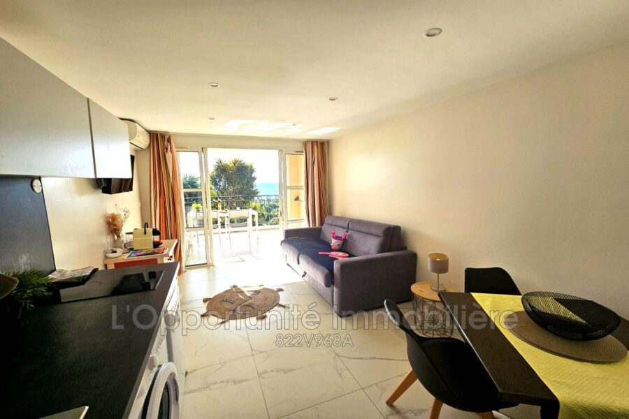 Appartement à vendre à Agay