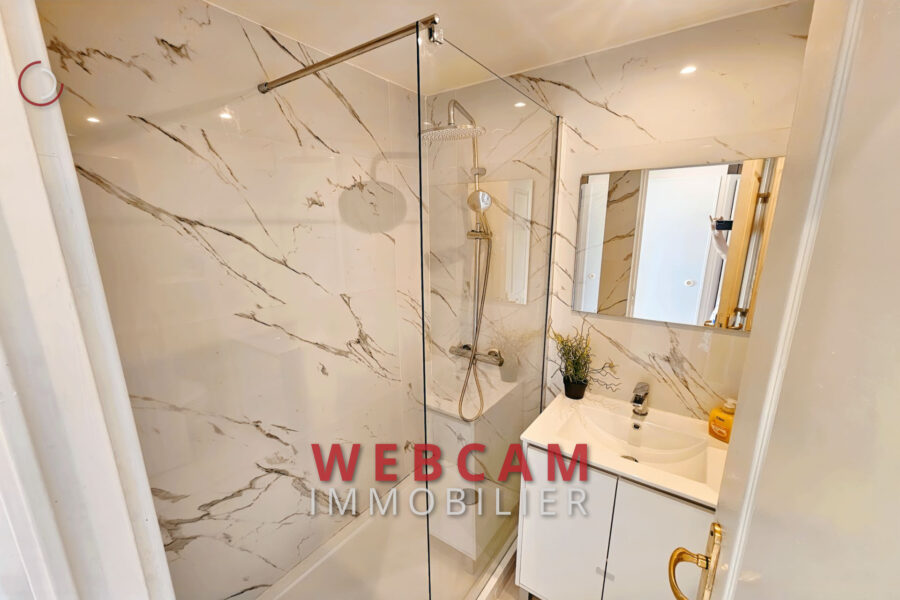 Appartement à vendre à Agay