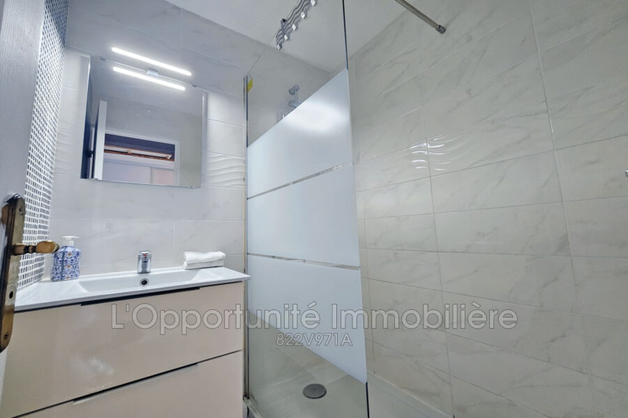 Appartement à vendre à Agay