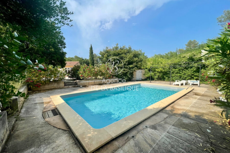 Maison à vendre à Saint-maximin-la-sainte-baume