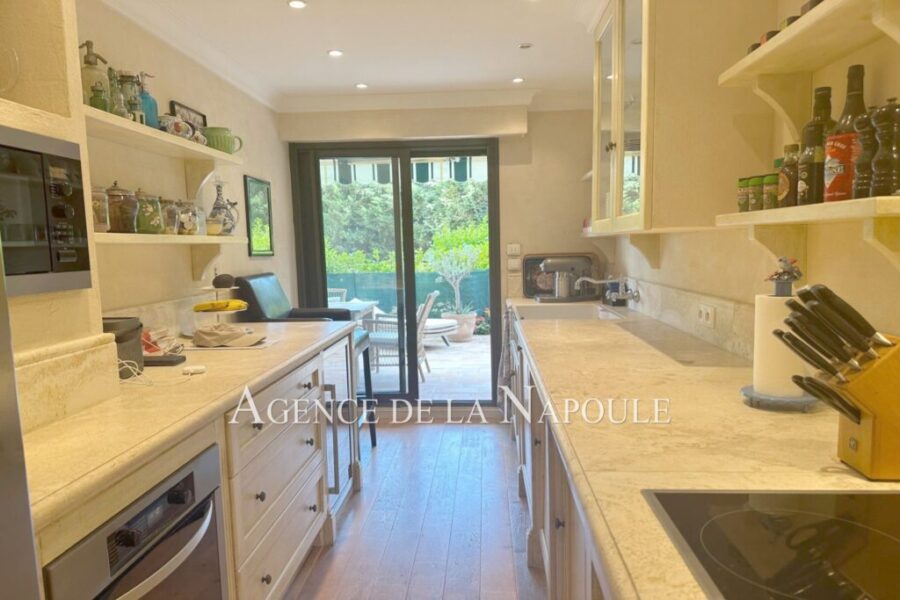 Appartement à vendre à Mandelieu-la-napoule — Vue parc — photo 10