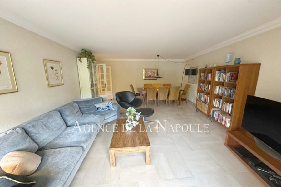 Appartement à vendre à Mandelieu-la-napoule — Vue parc — photo 5