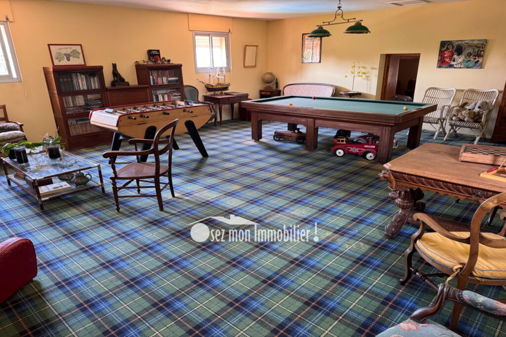 vente villa 7 Pièce(s) – 7 pièces – 5 chambres – 270.00 m²