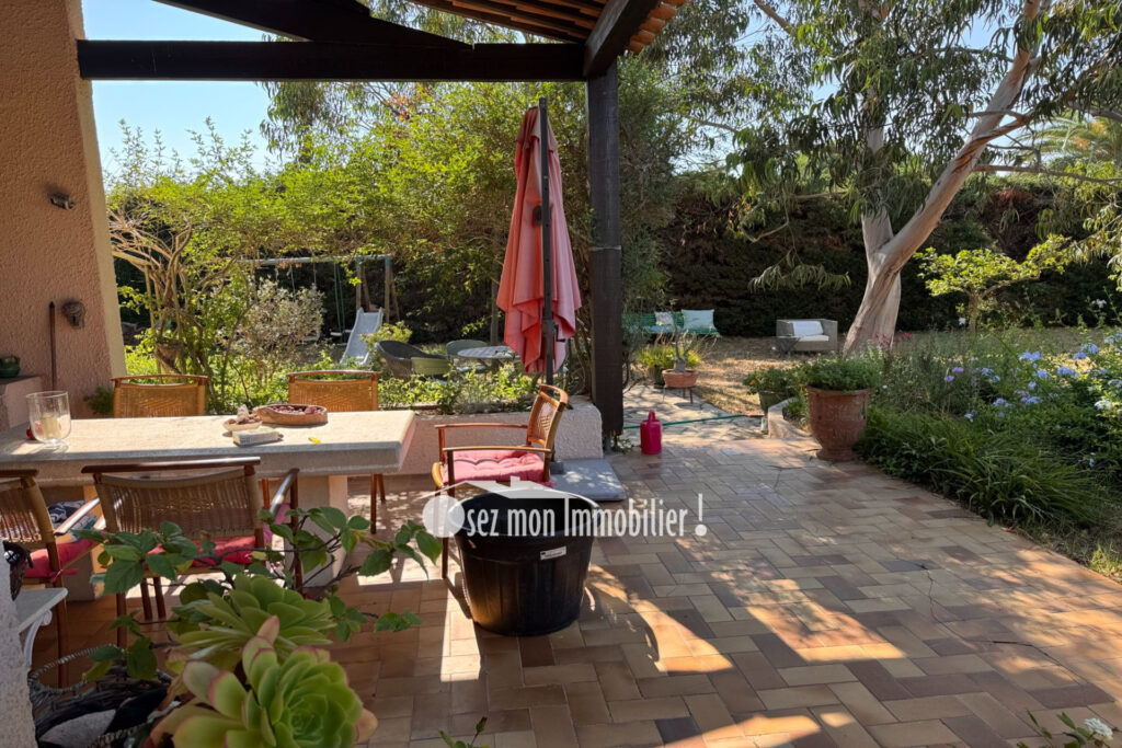 vente villa 7 Pièce(s) – 7 pièces – 5 chambres – 270.00 m²