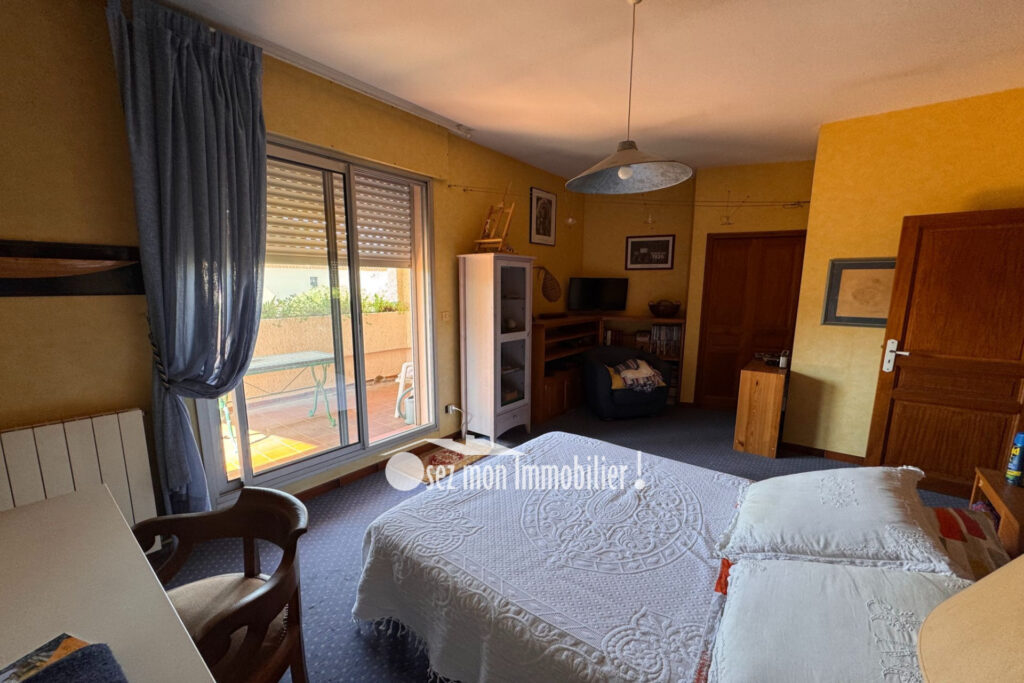 vente villa 7 Pièce(s) – 7 pièces – 5 chambres – 270.00 m²