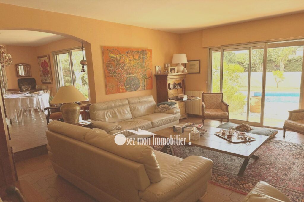 vente villa 7 Pièce(s) – 7 pièces – 5 chambres – 270.00 m²