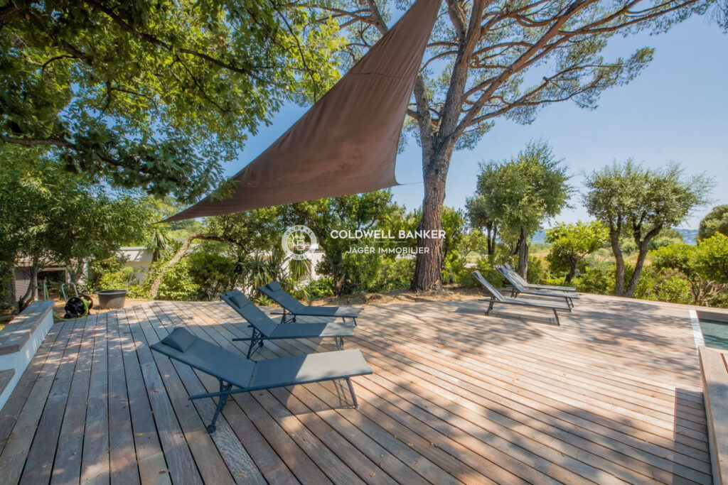 vente villa contemporaine 5 Pièce(s) – 5 pièces – 4 chambres – 171.00 m²