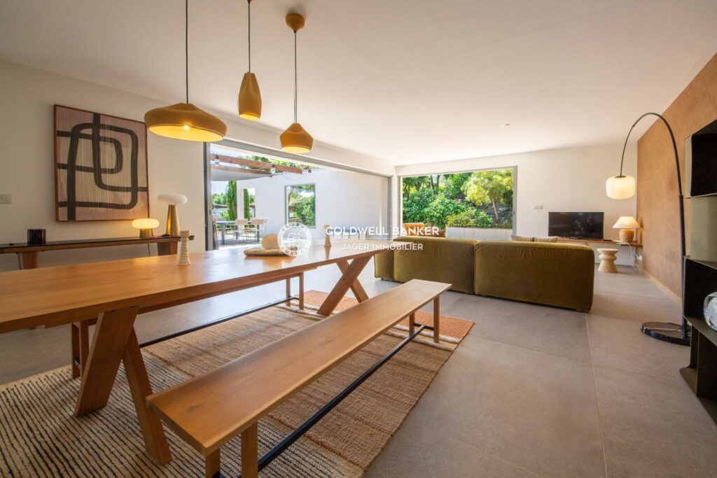 vente villa contemporaine 5 Pièce(s) – 5 pièces – 4 chambres – 171.00 m²