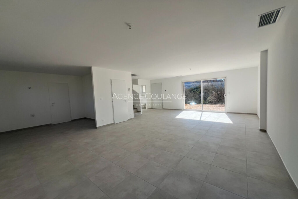 vente villa contemporaine 5 Pièce(s) – 5 pièces – 4 chambres – 100.00 m²