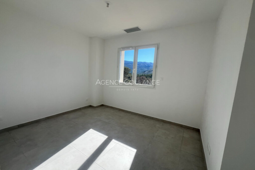 vente villa contemporaine 5 Pièce(s) – 5 pièces – 4 chambres – 100.00 m²