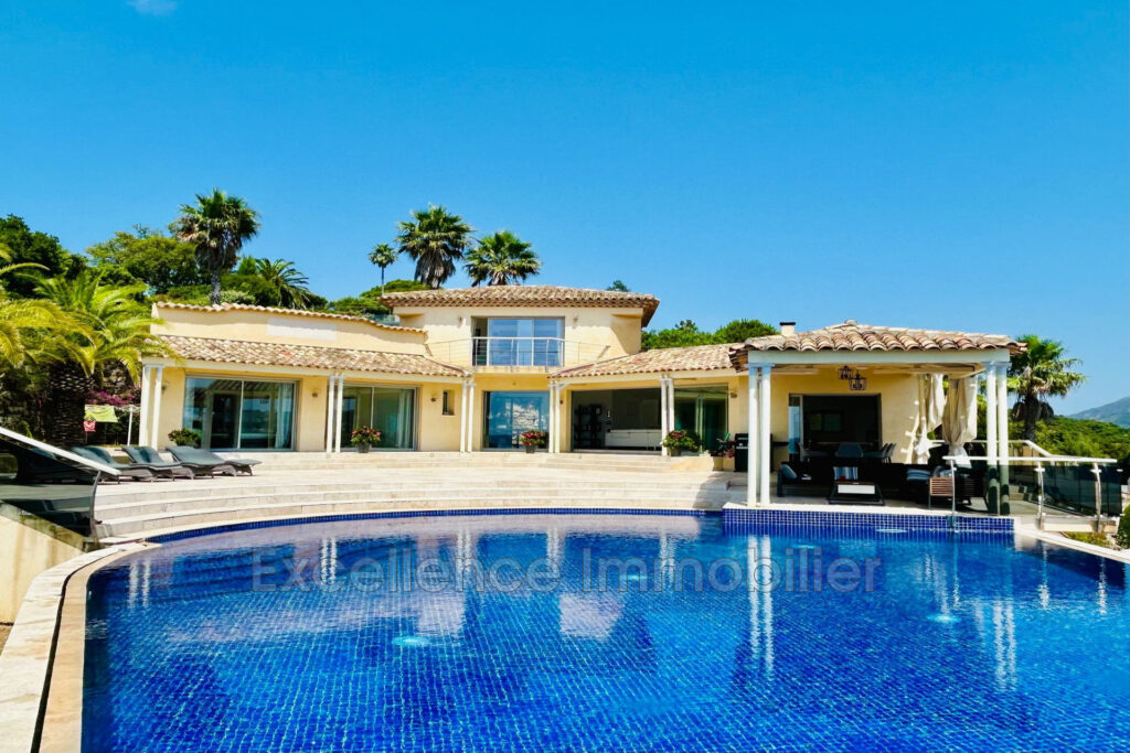 vente propriété 6 Pièce(s) – 6 pièces – 5 chambres – 200.00 m²