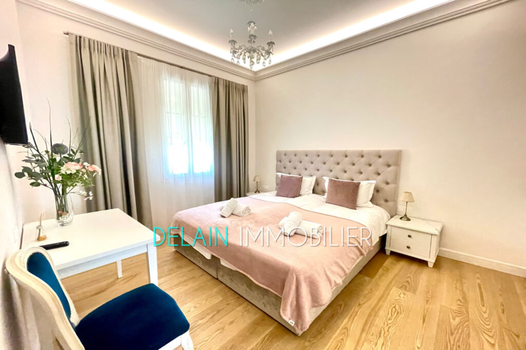 vente villa 11 Pièce(s) – 11 pièces – 9 chambres – 220.00 m²