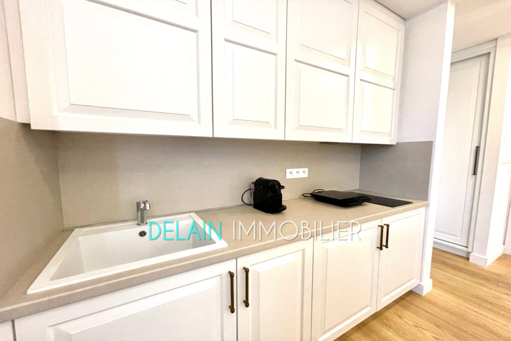 vente villa 11 Pièce(s) – 11 pièces – 9 chambres – 220.00 m²