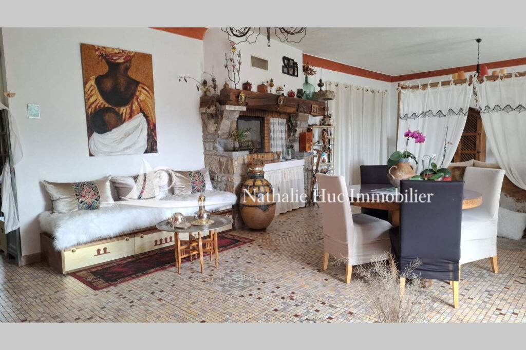 vente propriété 6 Pièce(s) – 6 pièces – 7 chambres – 390.00 m²