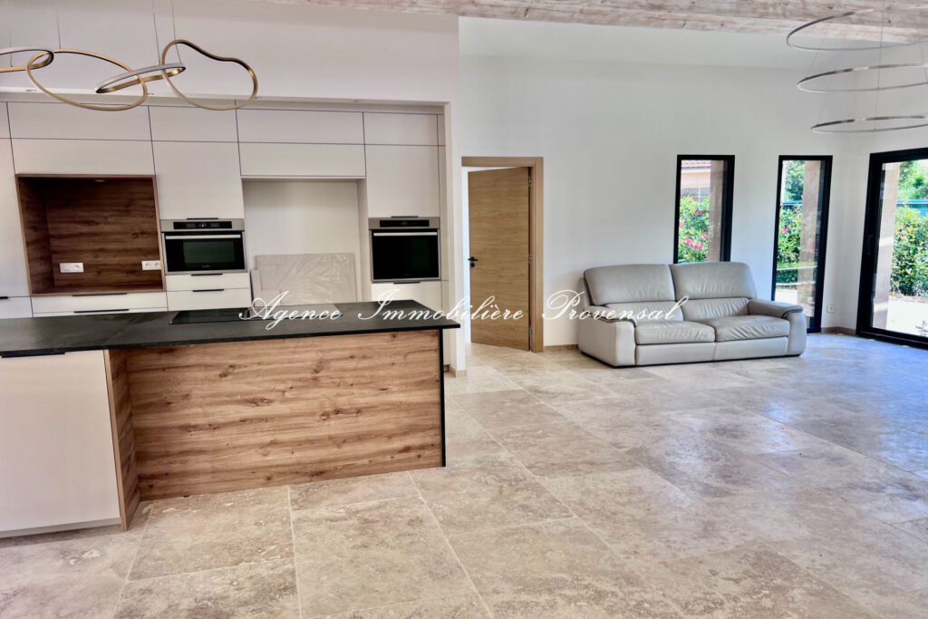 vente villa 5 Pièce(s) – 5 pièces – 4 chambres – 125.90 m²