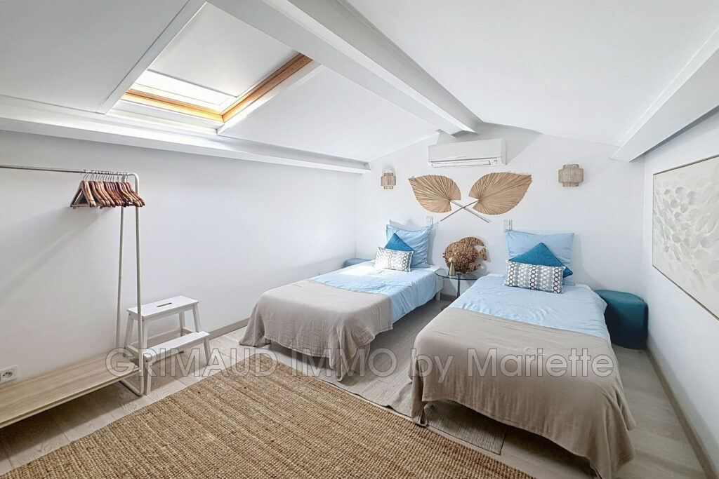 Maison avec piscine et jardin privé  3 chambres, belles prest – 4 pièces – 3 chambres – 78.60 m²