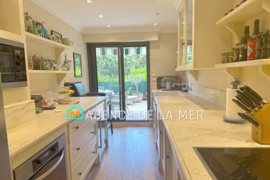 Appartement à vendre à Mandelieu-la-napoule — Vue parc — photo 3
