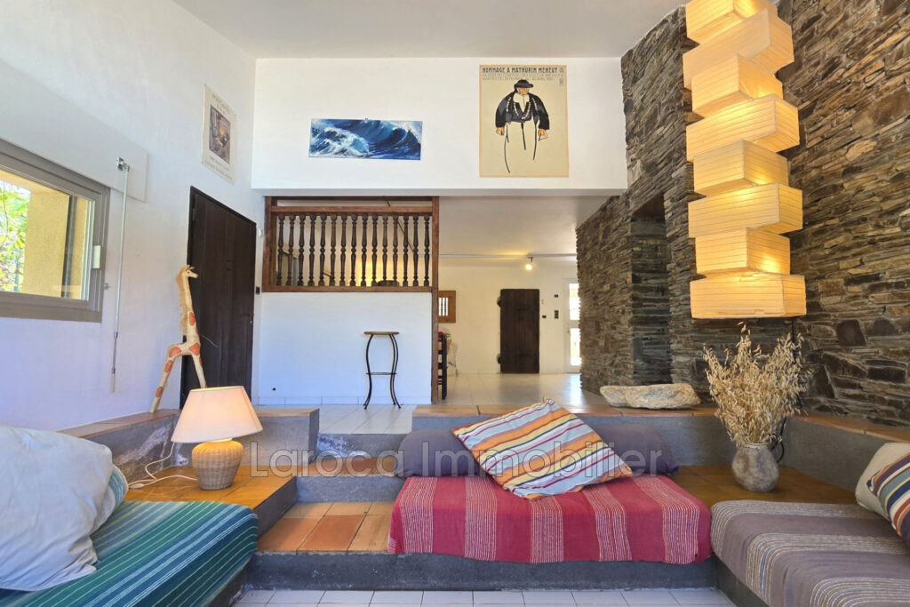 Achat villa à Monstesquieu des Albères – 6 pièces – 5 chambres – 147.00 m²