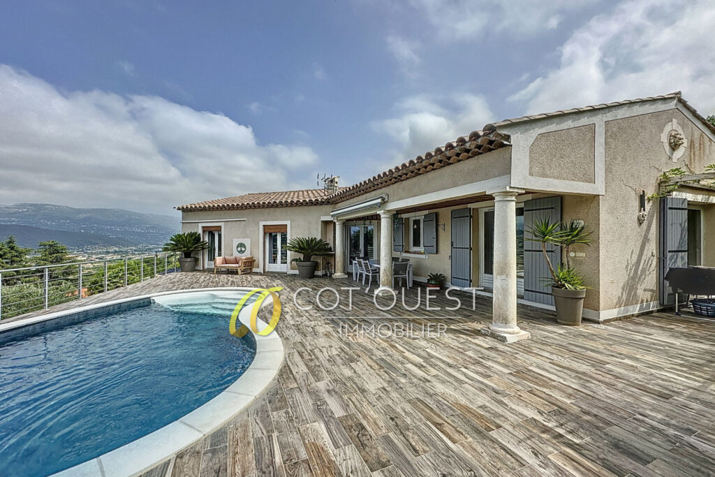 vente maison 6 Pièce(s) – 6 pièces – 4 chambres – 226.00 m²