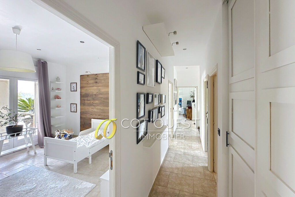 vente maison 6 Pièce(s) – 6 pièces – 4 chambres – 226.00 m²