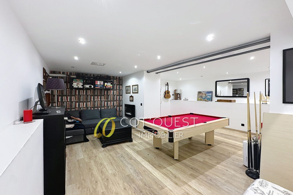 vente maison 6 Pièce(s) – 6 pièces – 4 chambres – 226.00 m²