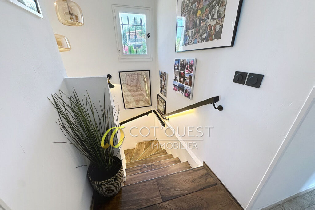 vente maison 6 Pièce(s) – 6 pièces – 4 chambres – 226.00 m²