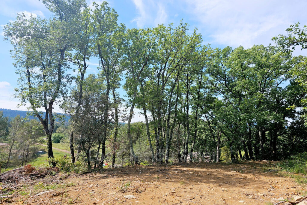 CAMPS LA SOURCE – TRES BEAUX TERRAINS  CAMPS LA SOURCE –   Dès – NR pièces – NR chambres – 4  – 1100.00 m²